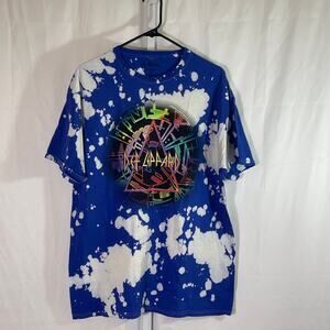 Def Leppard Tie Dye Tee - Men Size L - Blue and White